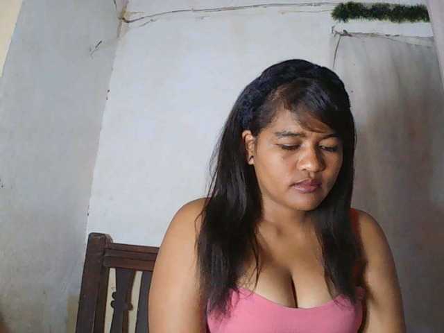 SydneiDollux live cam on BongaCams