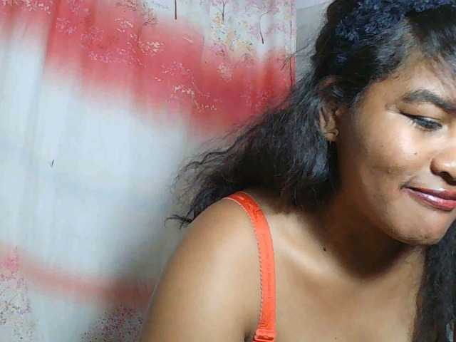 SydneiDollux live cam on BongaCams