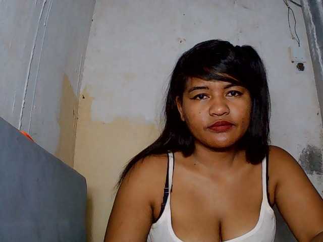 SydneiDollux live webcam show
