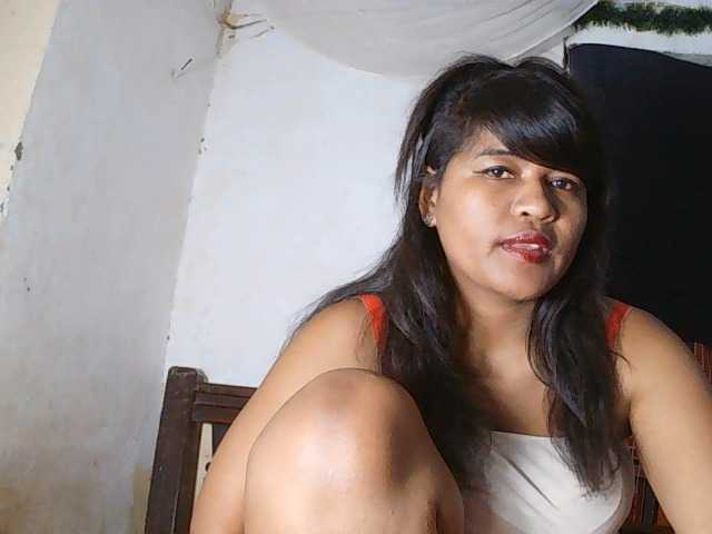 SydneiDollux live cam on BongaCams