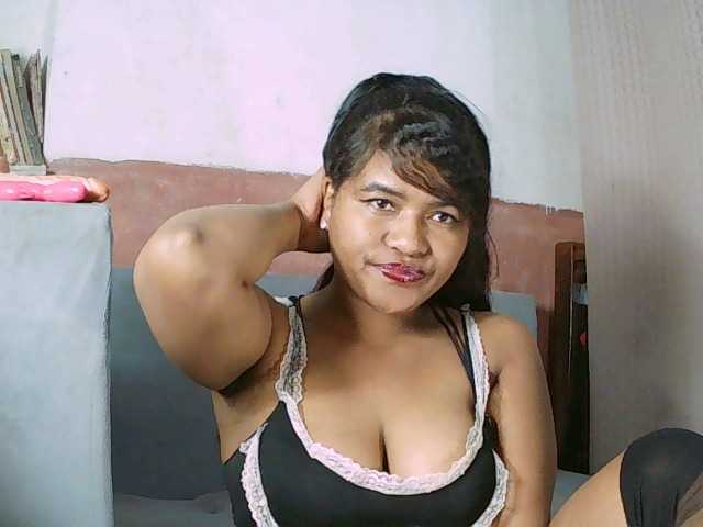 SydneiDollux live cam on BongaCams