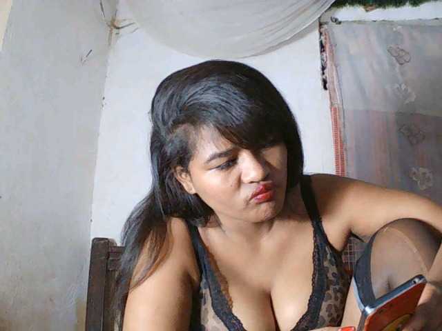 SydneiDollux live cam on BongaCams
