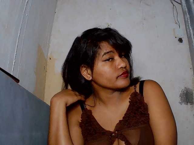 SydneiDollux live webcam show