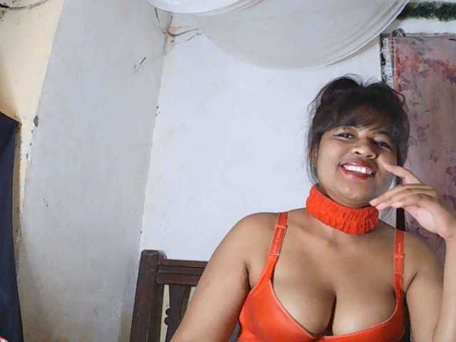 SydneiDollux live cam on BongaCams
