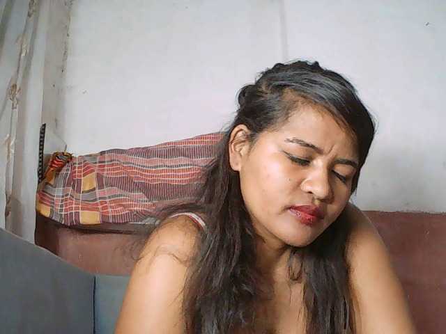 SydneiDollux live cam on BongaCams