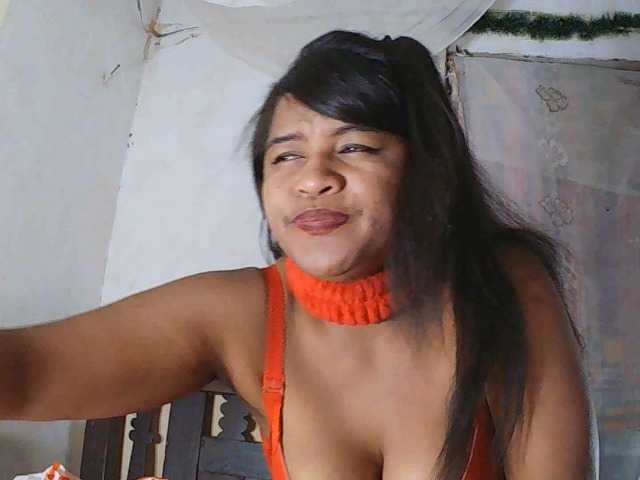 SydneiDollux live cam on BongaCams