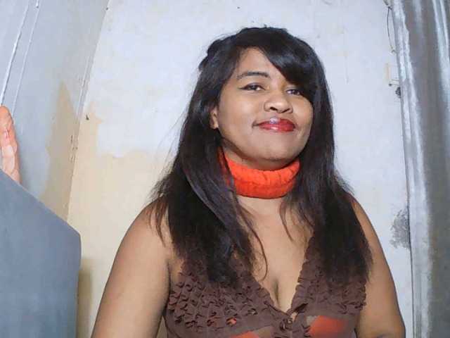 SydneiDollux live webcam show