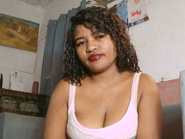 SydneiDollux live cam on BongaCams