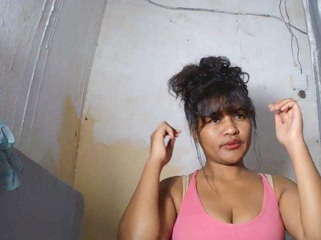 SydneiDollux live cam on BongaCams