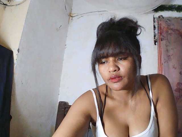 SydneiDollux live cam on BongaCams