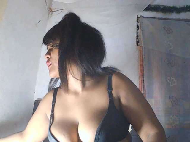 SydneiDollux live webcam show
