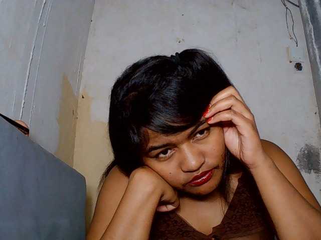 SydneiDollux live cam on BongaCams