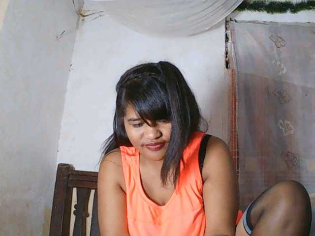 SydneiDollux live webcam show