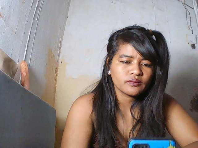 SydneiDollux live cam on BongaCams