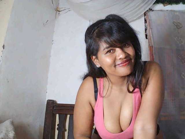 SydneiDollux live webcam show