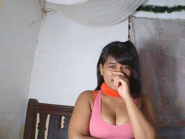 SydneiDollux live cam on BongaCams