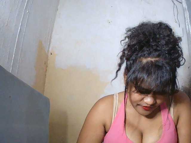 SydneiDollux live cam on BongaCams