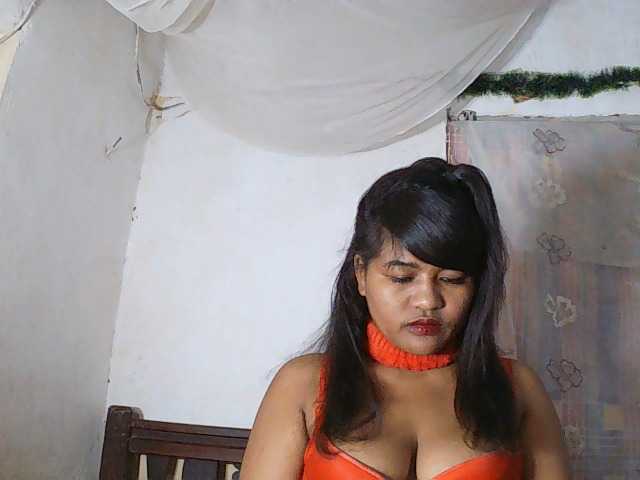 SydneiDollux live cam on BongaCams