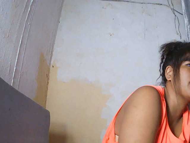 SydneiDollux live cam on BongaCams
