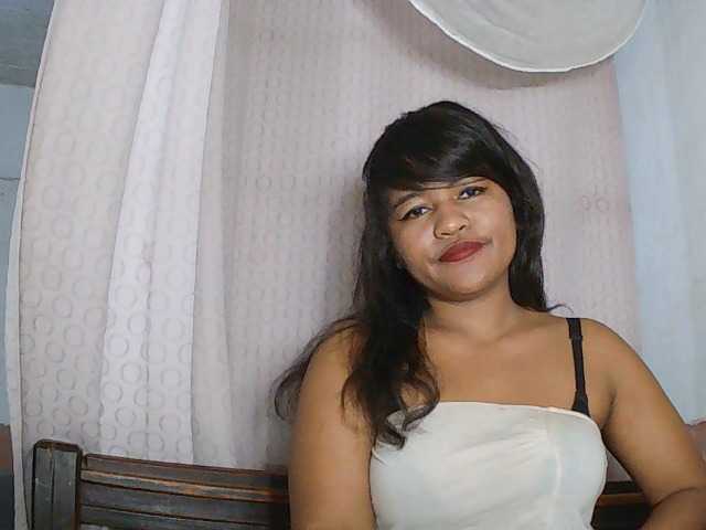 SydneiDollux live cam on BongaCams