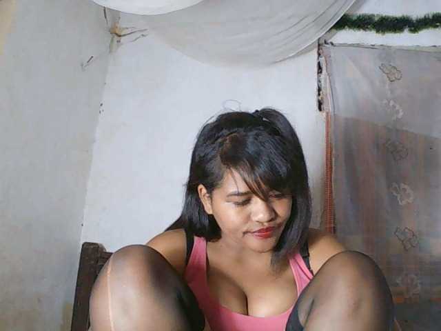 SydneiDollux live cam on BongaCams