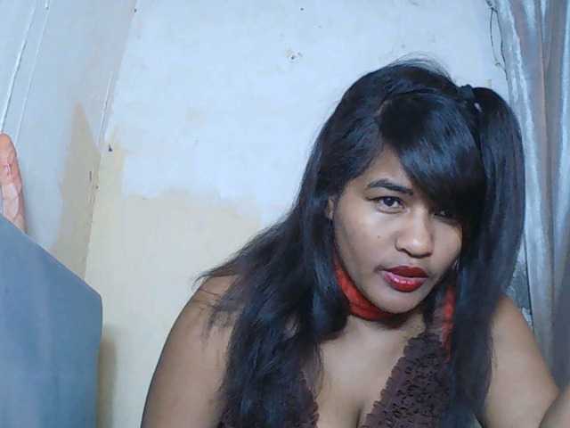 SydneiDollux live webcam show