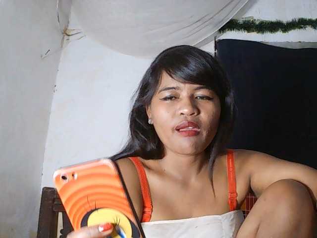SydneiDollux live cam on BongaCams