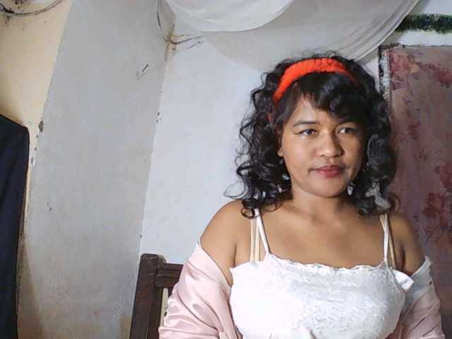 SydneiDollux live cam on BongaCams
