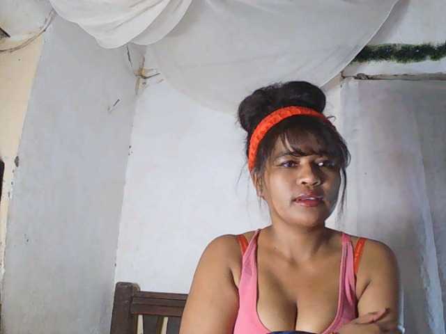 SydneiDollux live cam on BongaCams