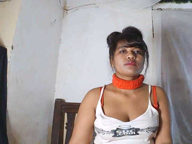 SydneiDollux live cam on BongaCams