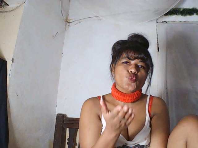SydneiDollux live cam on BongaCams