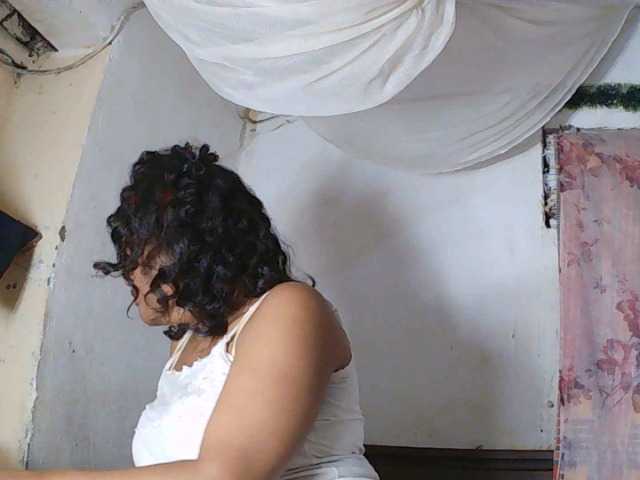 SydneiDollux live cam on BongaCams