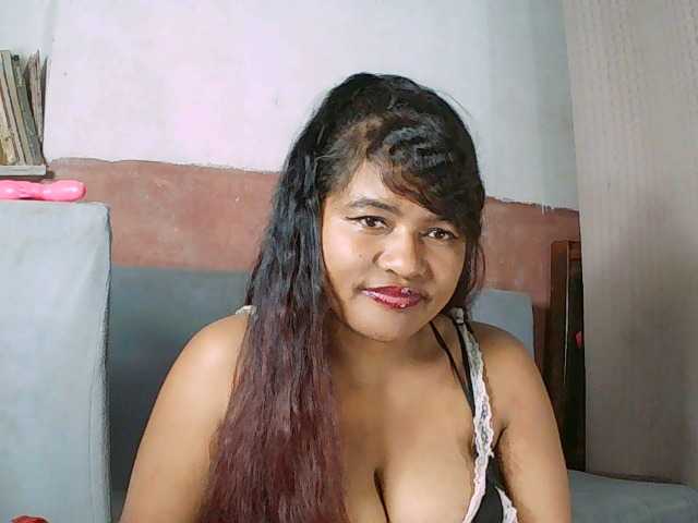 SydneiDollux live cam on BongaCams