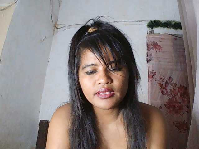 SydneiDollux live cam on BongaCams