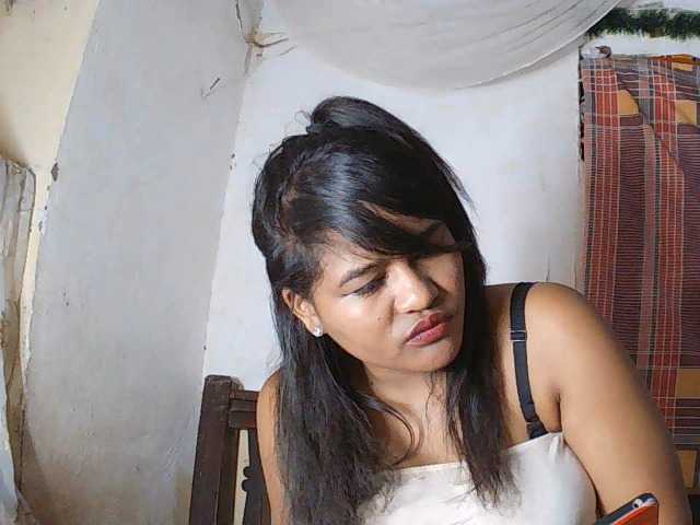 SydneiDollux live cam on BongaCams