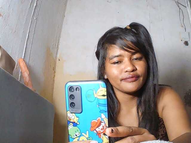 SydneiDollux live cam on BongaCams