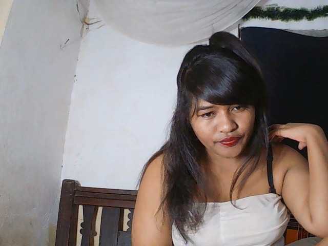 SydneiDollux live cam on BongaCams