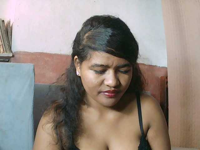 SydneiDollux live cam on BongaCams