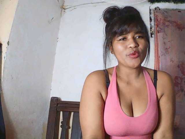 SydneiDollux live cam on BongaCams