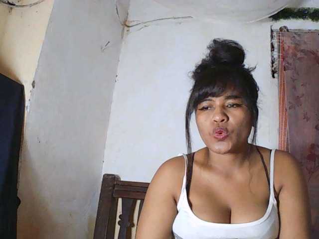 SydneiDollux live cam on BongaCams
