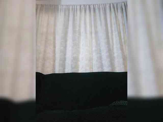 Linda-Tease webcam