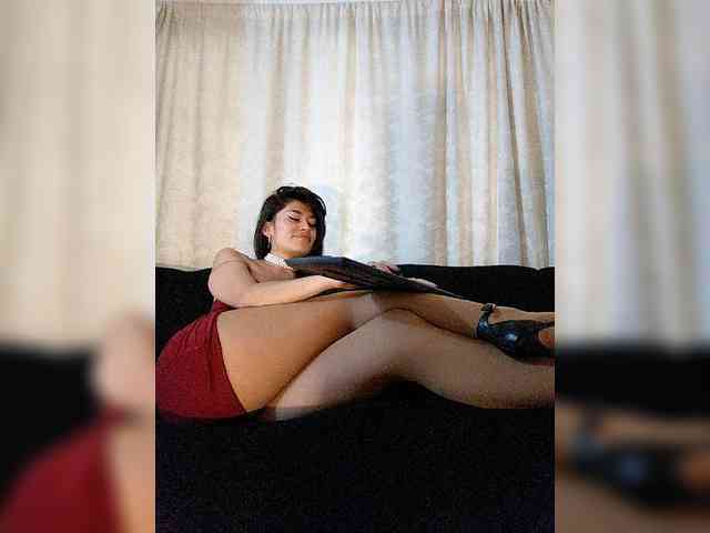 Linda-Tease webcam
