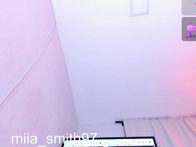 miia-smith97 live webcam show