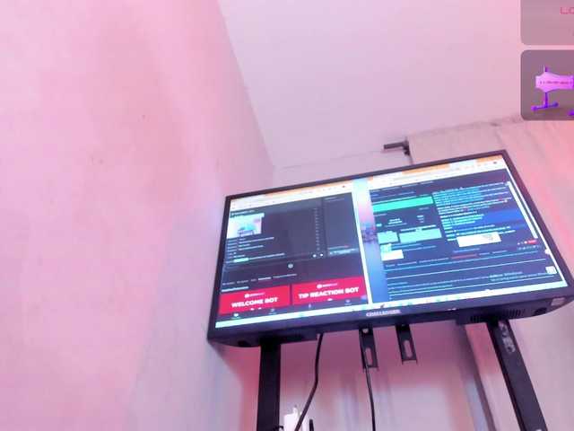 miia-smith97 live cam on BongaCams