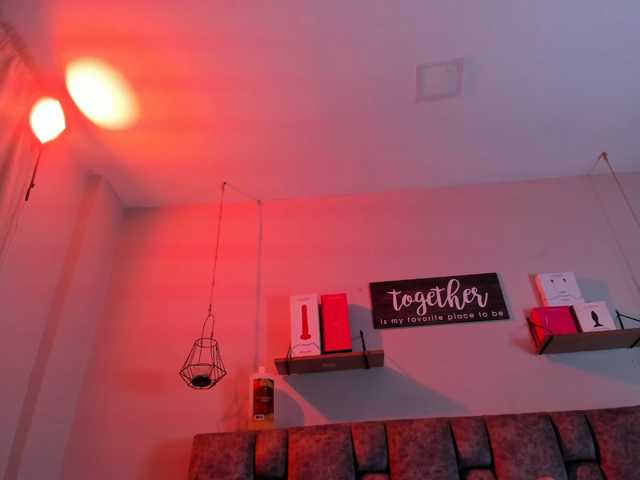miia-smith97, live now on BongaCams
