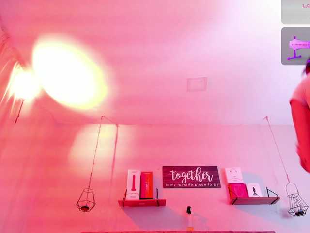 miia-smith97 live cam on BongaCams
