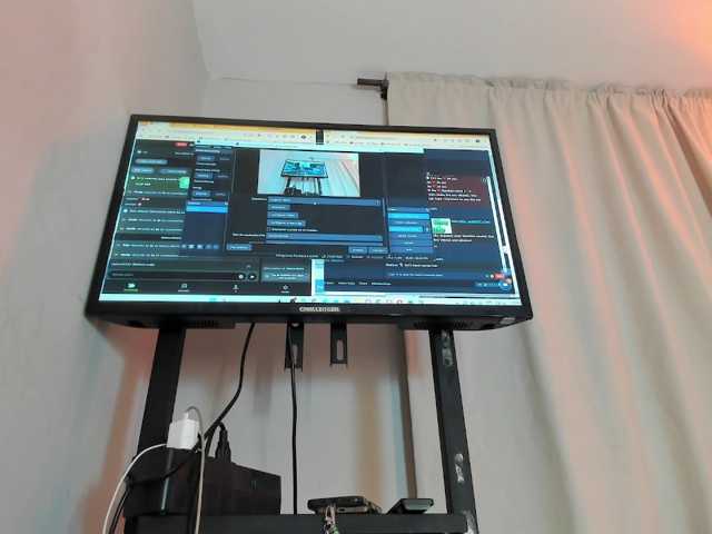 miia-smith97 live cam on BongaCams
