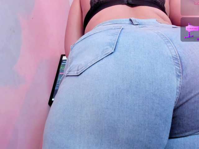 miia-smith97 live cam on BongaCams