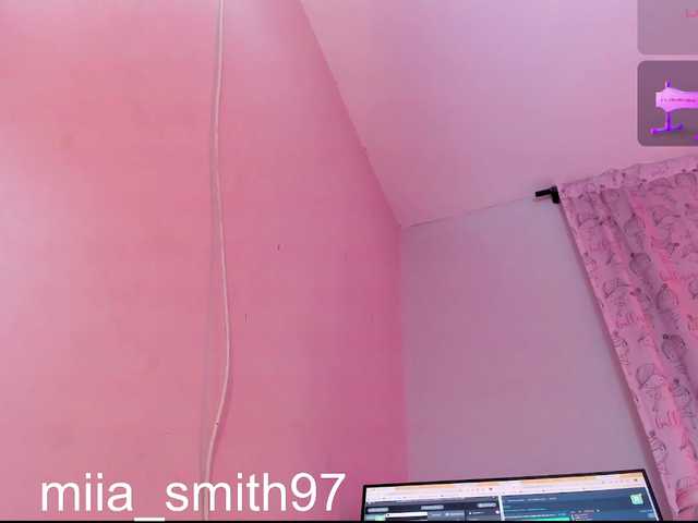 miia-smith97 live cam on BongaCams
