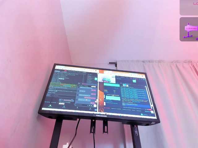 miia-smith97 live cam on BongaCams